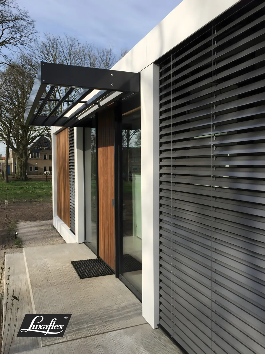 Luxaflex external venetian blind with tilting aluminium slats fitted outside a large window