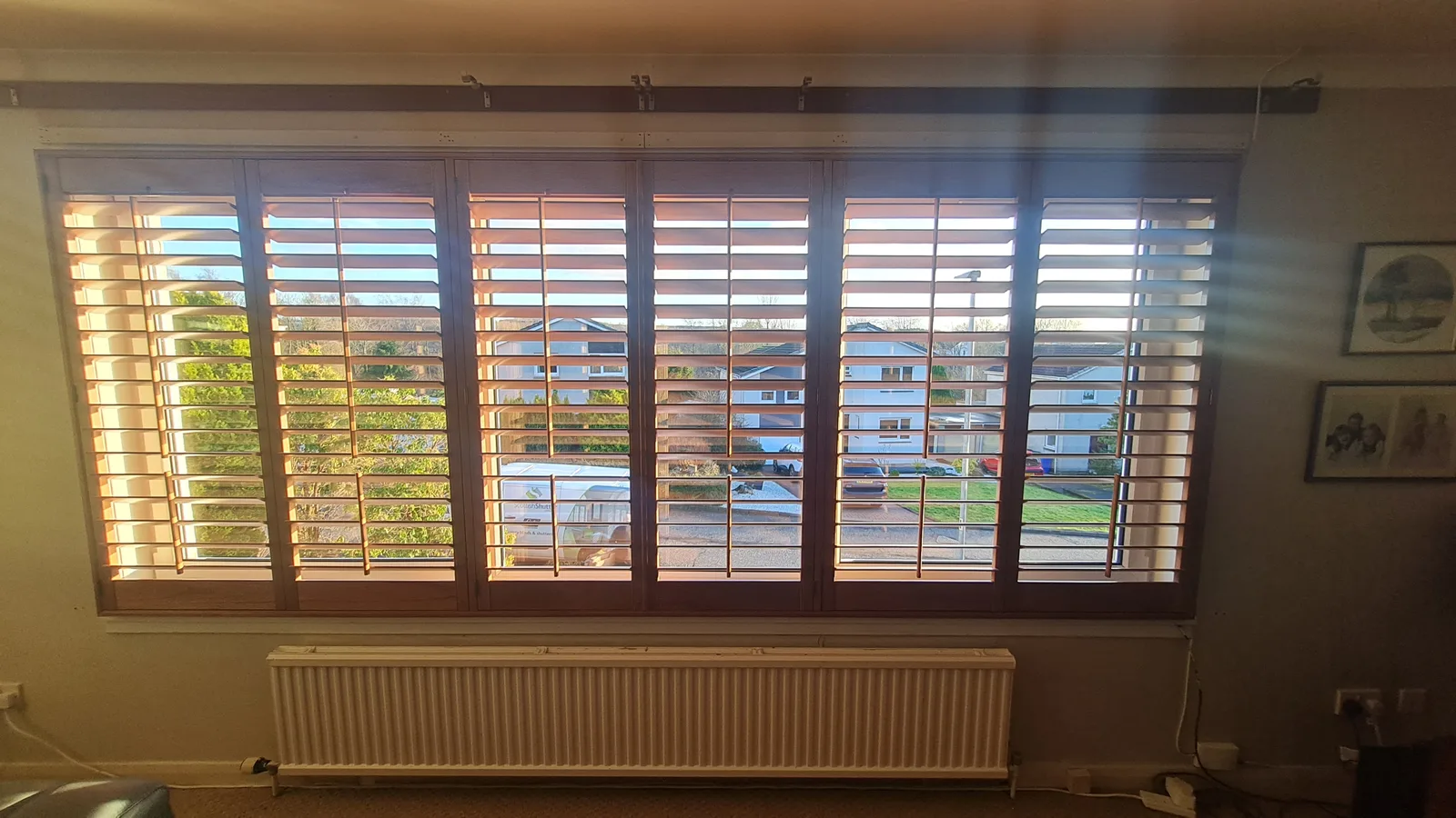 When Shutters Bow to the Sun: What Those Warped Louvres Are Really Telling You