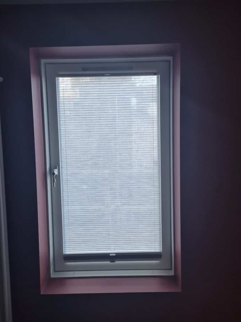 Luxaflex Duette Transparent Blind