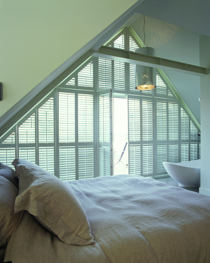 Shutters 8 33 1