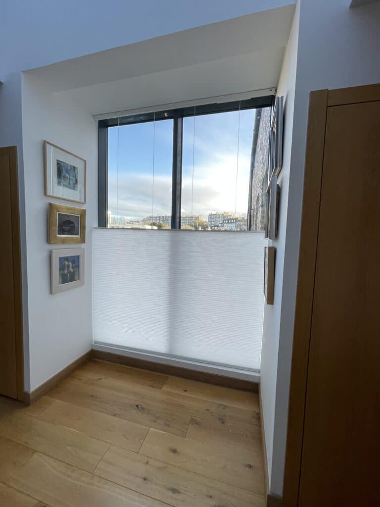 Top-Down-Bottom-Up Cellular Insulating Blind