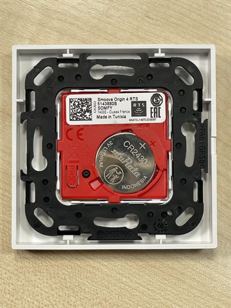 Somfy Smoove 4 (Back) - The Scottish Shutter Company