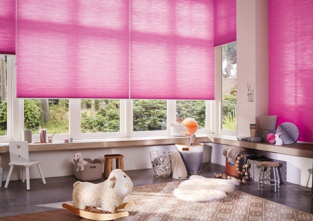 Luxaflex-Translucent-25mm-Duette-with-SmartCord-