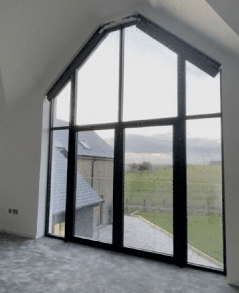 Motorised, Flat-Top, Shaped, Room-Darkening Gable Blinds