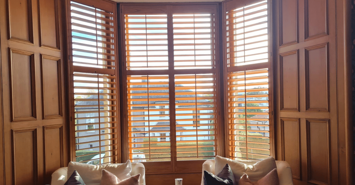 bay window shutters (2)